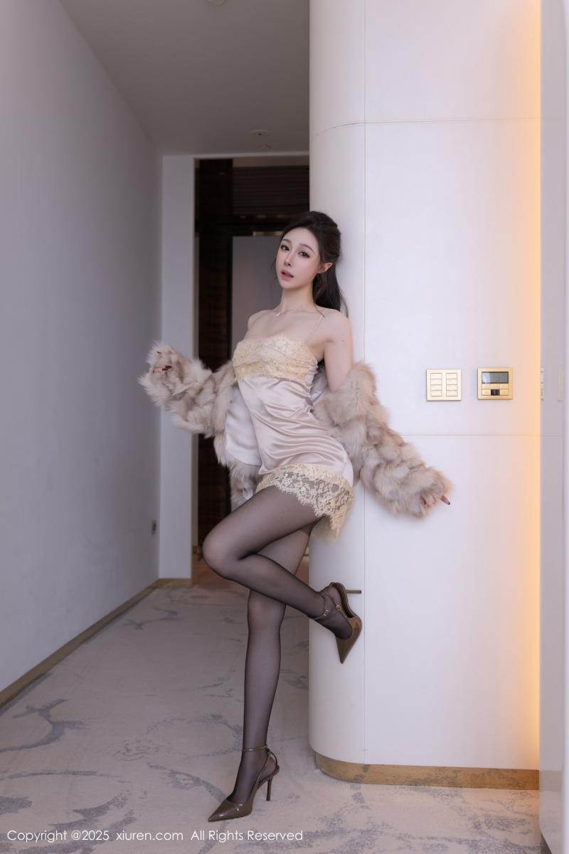 秀人网 [XIUREN] 2025.05.09 小逗逗