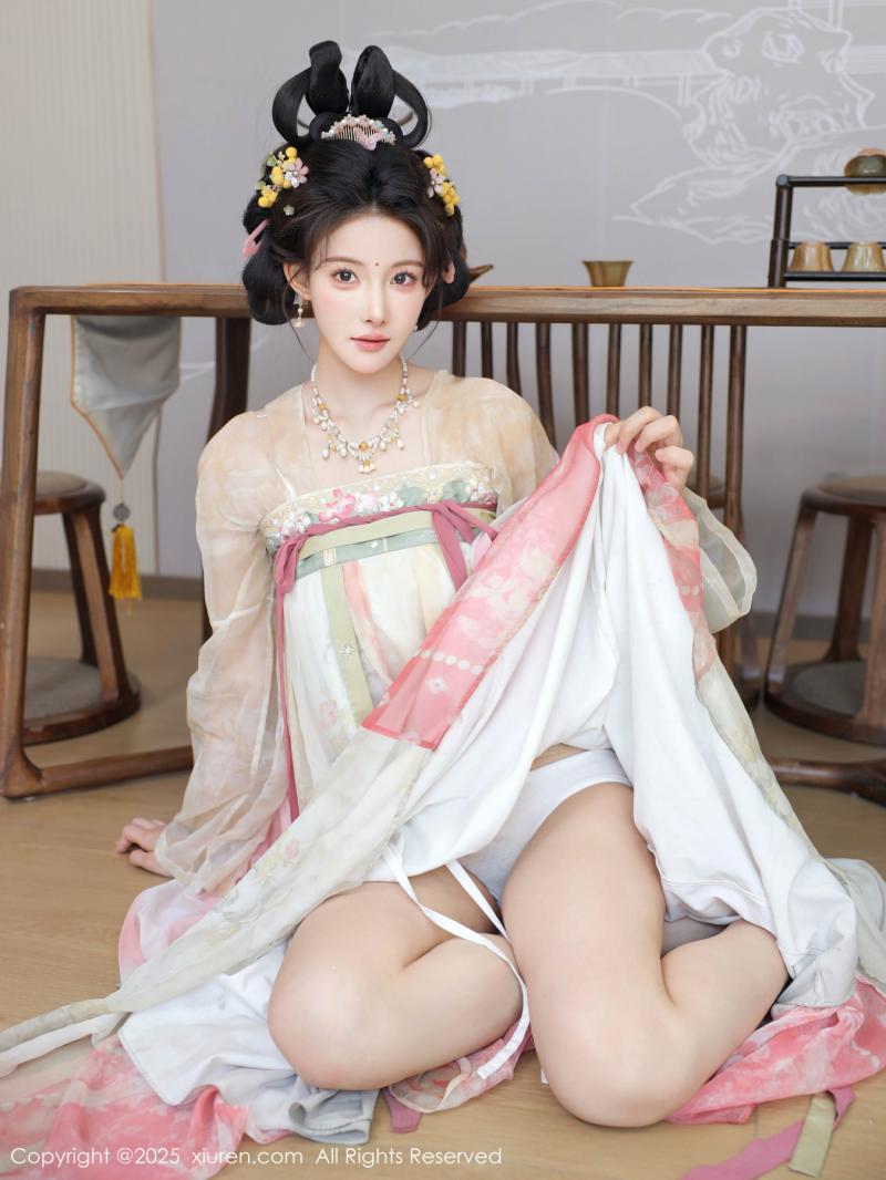 秀人网 [XIUREN] 2025.08.13 梨霜儿