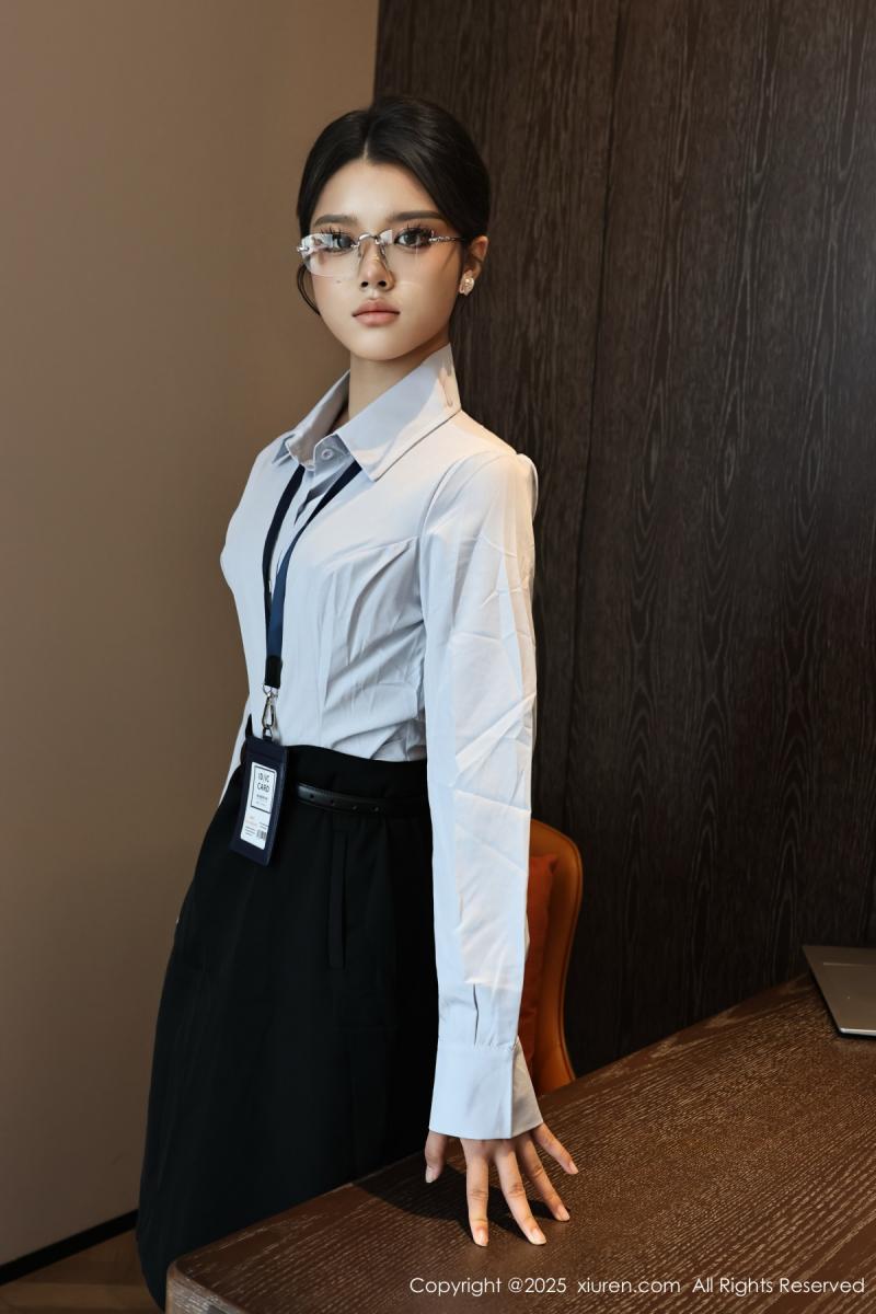 秀人网 [XIUREN] 2025.08.21 糯梨子