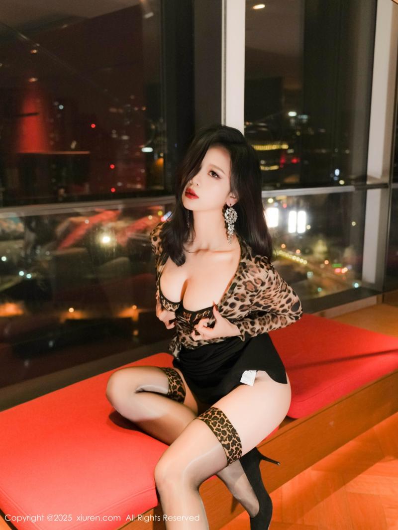 秀人网 [XIUREN] 2025.10.23 玫瑰我爱你