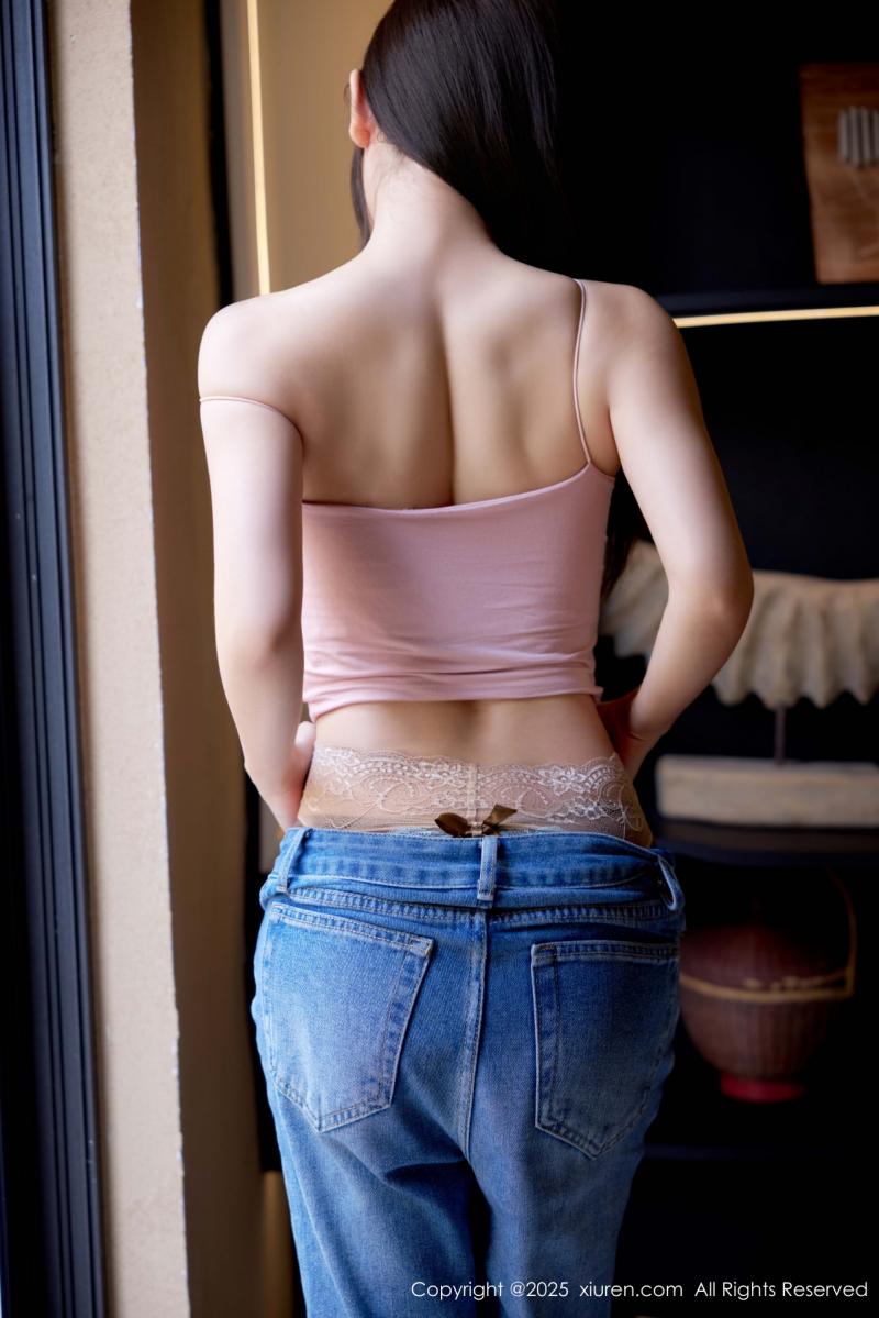 秀人网 [XIUREN] 2025.11.13 尹甜甜sunny