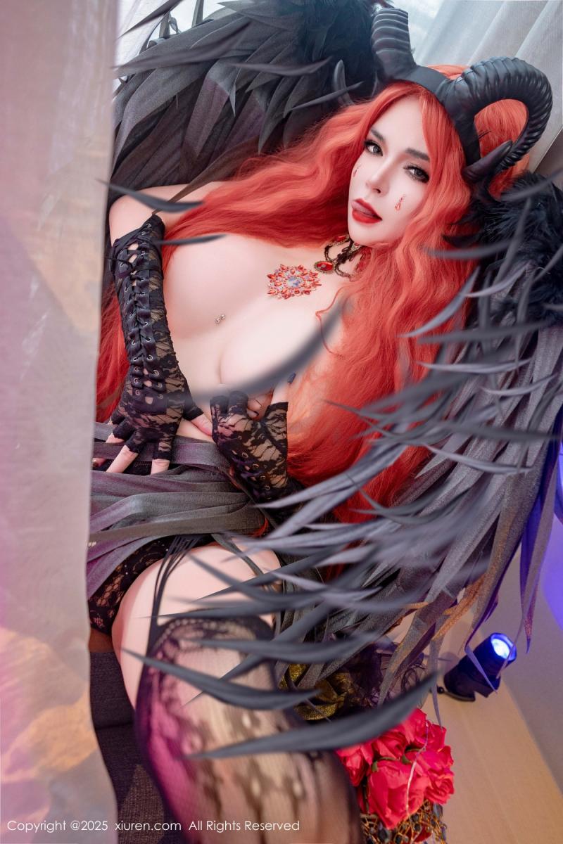 秀人网 [XIUREN] 2025.11.17 伊丽莎有点白