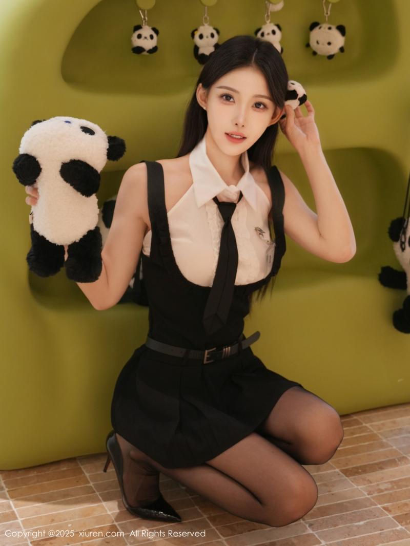 秀人网 [XIUREN] 2025.12.01 梨霜儿