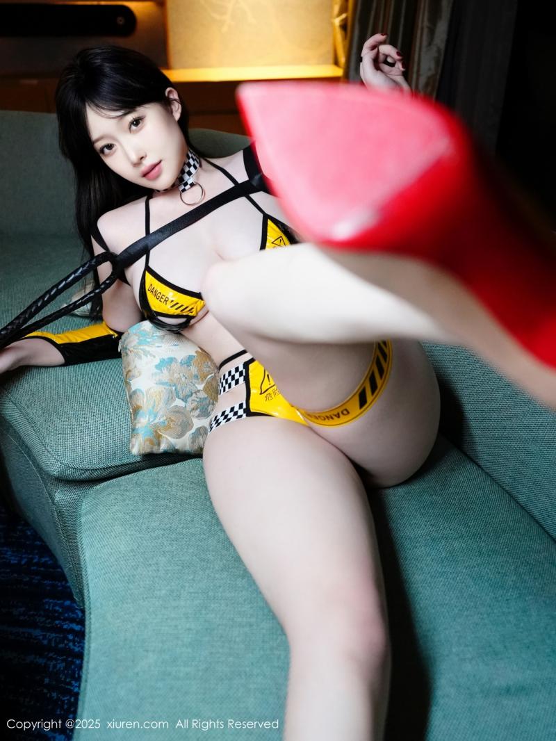 秀人网 [XIUREN] 2025.12.02 李沁恩lrene