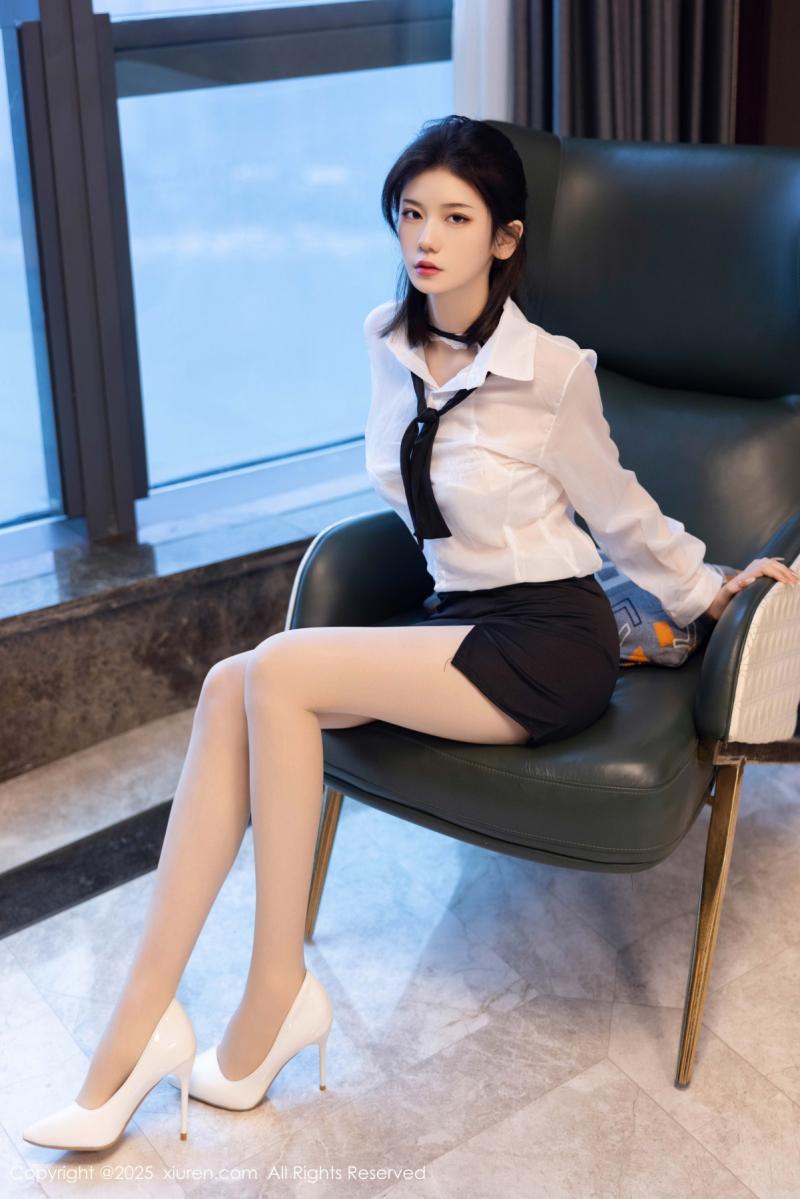 秀人网 [XIUREN] 2025.12.05 凌七七