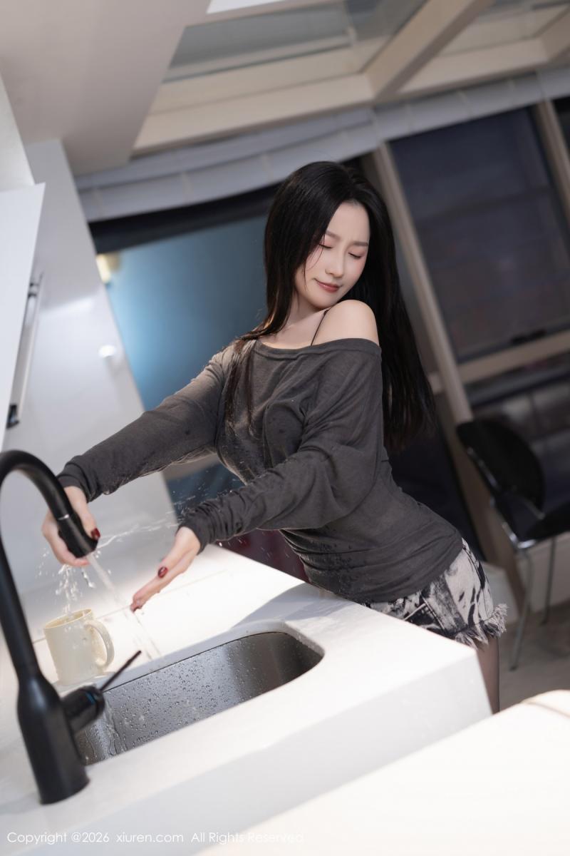 秀人网 [XIUREN] 2026.01.07 杏子Yada